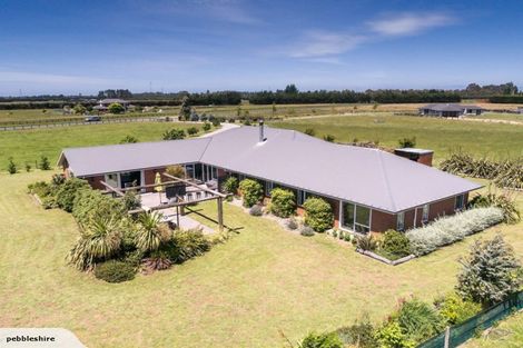 Photo of property in 27 Tupelo Place, Swannanoa, Rangiora, 7476