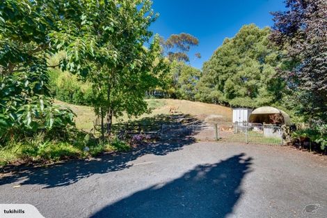 Photo of property in 135 Tauroa Road, Havelock North, 4130