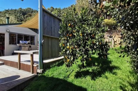 Photo of property in 36 South Terrace, Picton, 7220