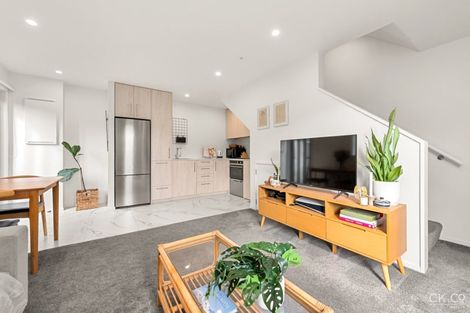 Photo of property in 2a Avon Street, Waterloo, Lower Hutt, 5011