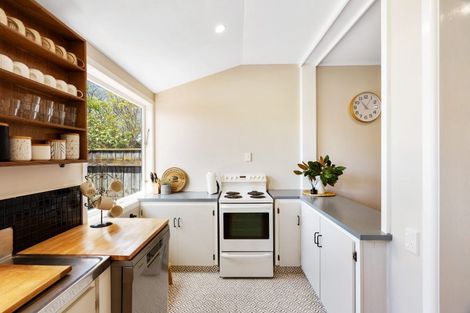 Photo of property in 910 Dufferin Street, Akina, Hastings, 4122