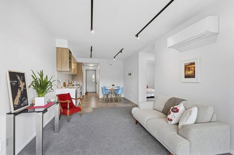 Photo of property in 4/63 Tiketike Way, Brooklyn, Wellington, 6021