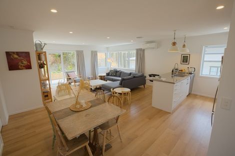 Photo of property in 26 Rarangi Way, Owhiro Bay, Wellington, 6023