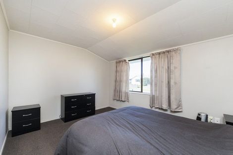 Photo of property in 31 Peter Hall Drive, Kelvin Grove, Palmerston North, 4414