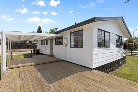 Photo of property in 1 Rolleston Street, Kihikihi, Te Awamutu, 3800