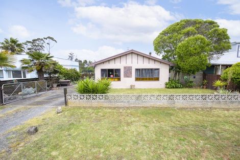 Photo of property in 30 Shrimpton Road, Haumoana, 4102