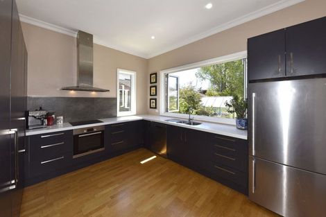 Photo of property in 122 Bishop Street, St Albans, Christchurch, 8014