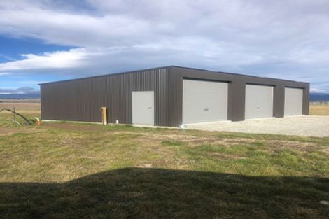 Photo of property in 100 Gladsmuir Road, Queensberry, Cromwell, 9383