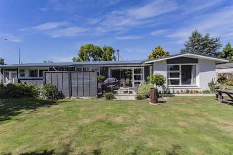Photo of property in 183 West Belt, Rangiora, 7400