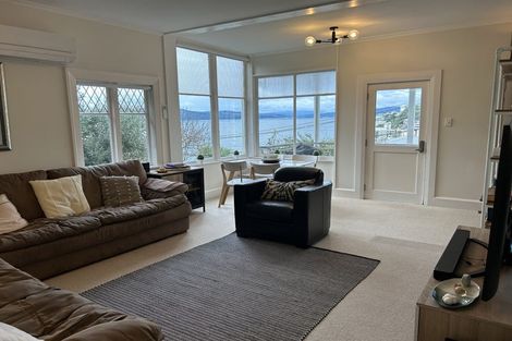 Photo of property in 10 Oriental Terrace, Mount Victoria, Wellington, 6011