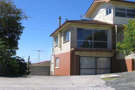 Photo of property in 937a East Coast Road, Torbay, Auckland, 0630