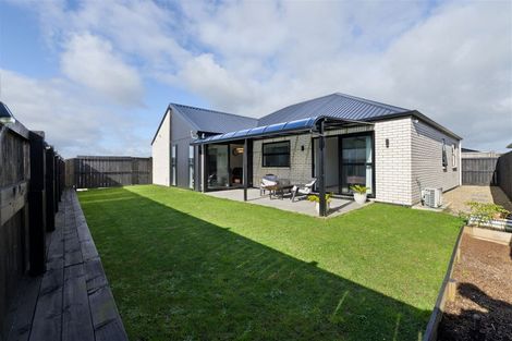 Photo of property in 16 Inuwai Street, Glenview, Hamilton, 3206