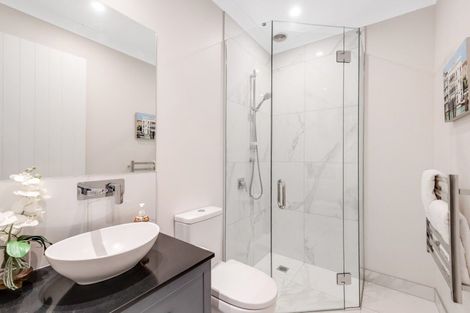 Photo of property in 61a Whitford Park Road, Whitford, Manurewa, 2576