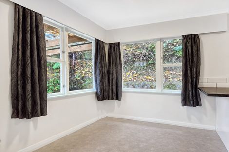 Photo of property in 50 Randwick Road, Northland, Wellington, 6012