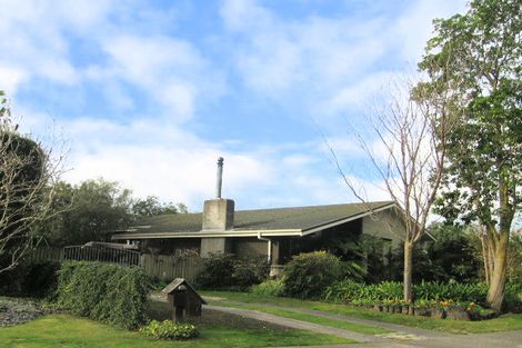 Photo of property in 27 Trigg Crescent, Taradale, Napier, 4112