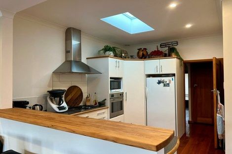 Photo of property in 23 Lincoln Avenue, Epuni, Lower Hutt, 5011