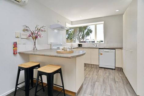 Photo of property in 641 Main North Road, Belfast, Christchurch, 8051