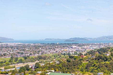 Photo of property in 1 Terrys Place, Kelson, Lower Hutt, 5010