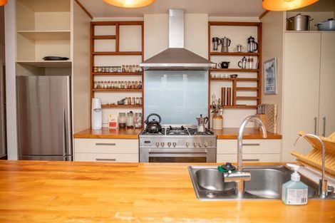 Photo of property in 171 Muritai Road, Eastbourne, Lower Hutt, 5013