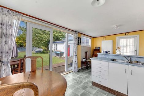 Photo of property in 13 Maire Street, Inglewood, 4330