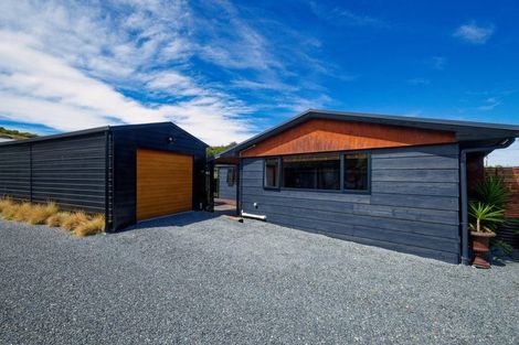 Photo of property in 67 South Bay Parade, South Bay, Kaikoura, 7300