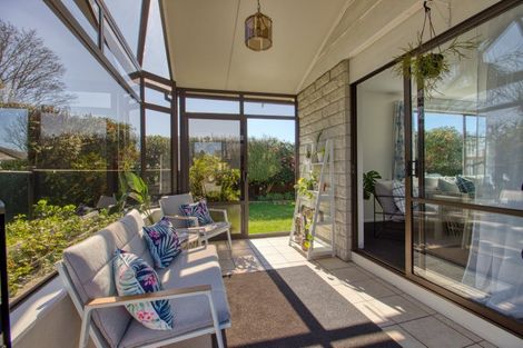 Photo of property in 2/10 Montclare Avenue, Ilam, Christchurch, 8041