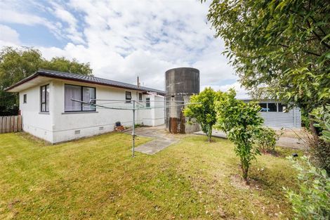 Photo of property in 71 Bridge Street, Bulls, 4818