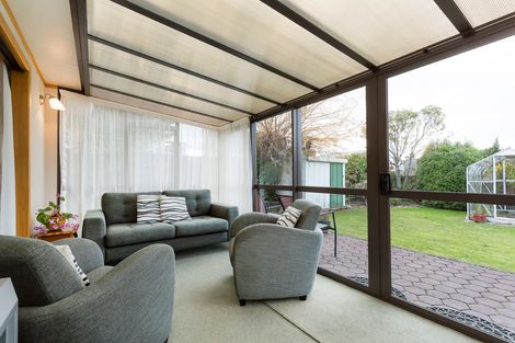 Photo of property in 1 Estuary Crescent, Fairfield, Dunedin, 9018