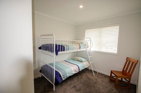 Photo of property in 10 Phoenix Place, Cromwell, 9310