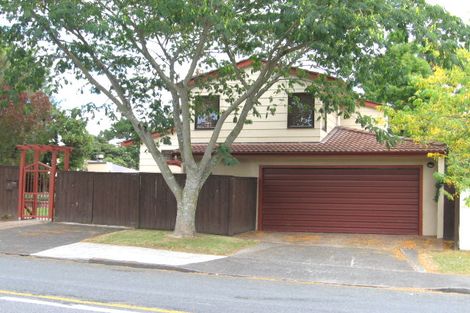 Photo of property in 5 West Harbour Drive, West Harbour, Auckland, 0618