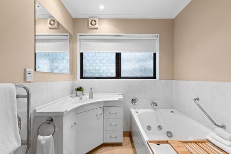 Photo of property in 3 Nilgiri Road, Poraiti, Napier, 4182