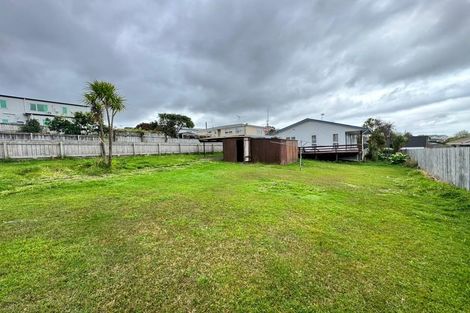 Photo of property in 9 Spargo Road, Massey, Auckland, 0614