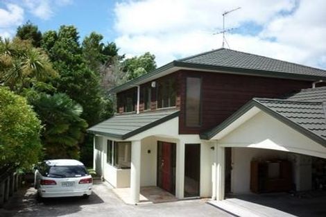 Photo of property in 1/885 East Coast Road, Northcross, Auckland, 0632