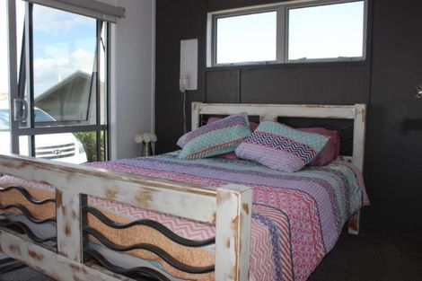 Photo of property in 169 Pukehina Parade, Pukehina, Te Puke, 3189