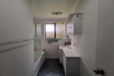 Photo of property in 10 Serenity Place, Otara, Auckland, 2023