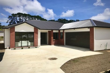 Photo of property in 87 Muriwai Road, Waimauku, 0812