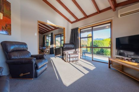 Photo of property in 17 Bowen Street, Te Anau, 9600