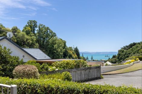 Photo of property in 8 Amner Place, Bluff Hill, Napier, 4110