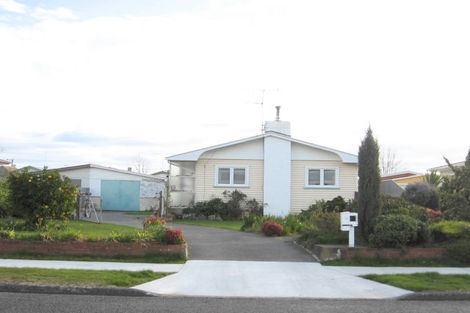 Photo of property in 11 Hillary Crescent, Maraenui, Napier, 4110