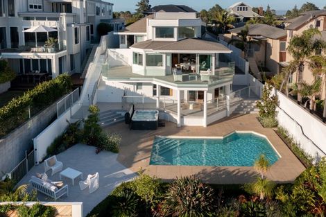 Photo of property in 233c Oceanbeach Road, Mount Maunganui, 3116