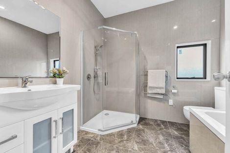 Photo of property in 12 Ranfurly Road, Papatoetoe, Auckland, 2104