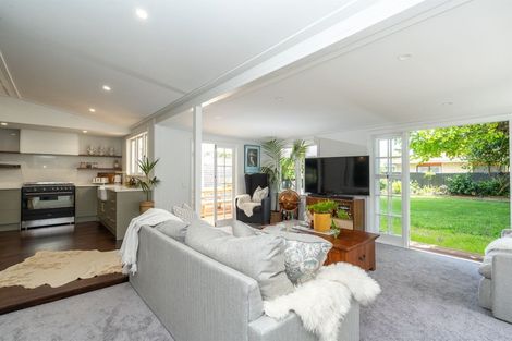 Photo of property in 85 Te Aroha Street, Hamilton East, Hamilton, 3216