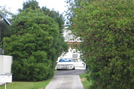 Photo of property in 4/4 Kowhai Road, Campbells Bay, Auckland, 0630