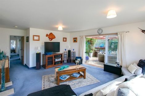 Photo of property in 64 Shrimpton Road, Haumoana, 4102