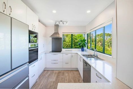 Photo of property in 28d Zealandia Road, Manly, Whangaparaoa, 0930
