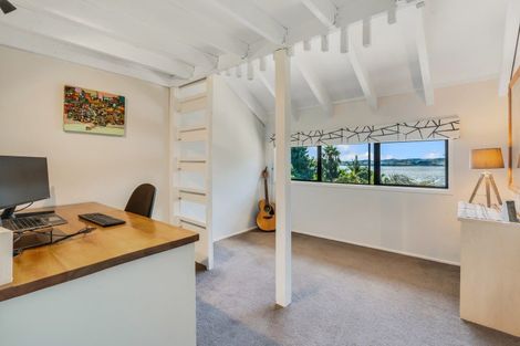 Photo of property in 190 Sandspit Road, Shelly Park, Auckland, 2014