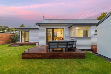 Photo of property in 13 Kowhai Terrace, Saint Martins, Christchurch, 8022