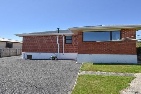 Photo of property in 10 Lincoln Street, Halfway Bush, Dunedin, 9010