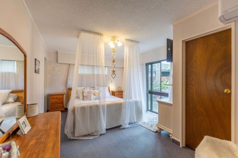 Photo of property in 64 Hetley Crescent, Taradale, Napier, 4112