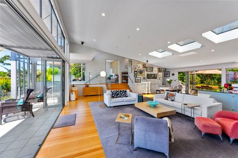 Photo of property in 72 Duncansby Road, Stanmore Bay, Whangaparaoa, 0932